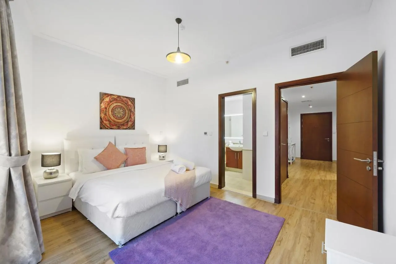 Апартаменты Contemporary & Roomy 2Br With Burj Khalifa View Дубай